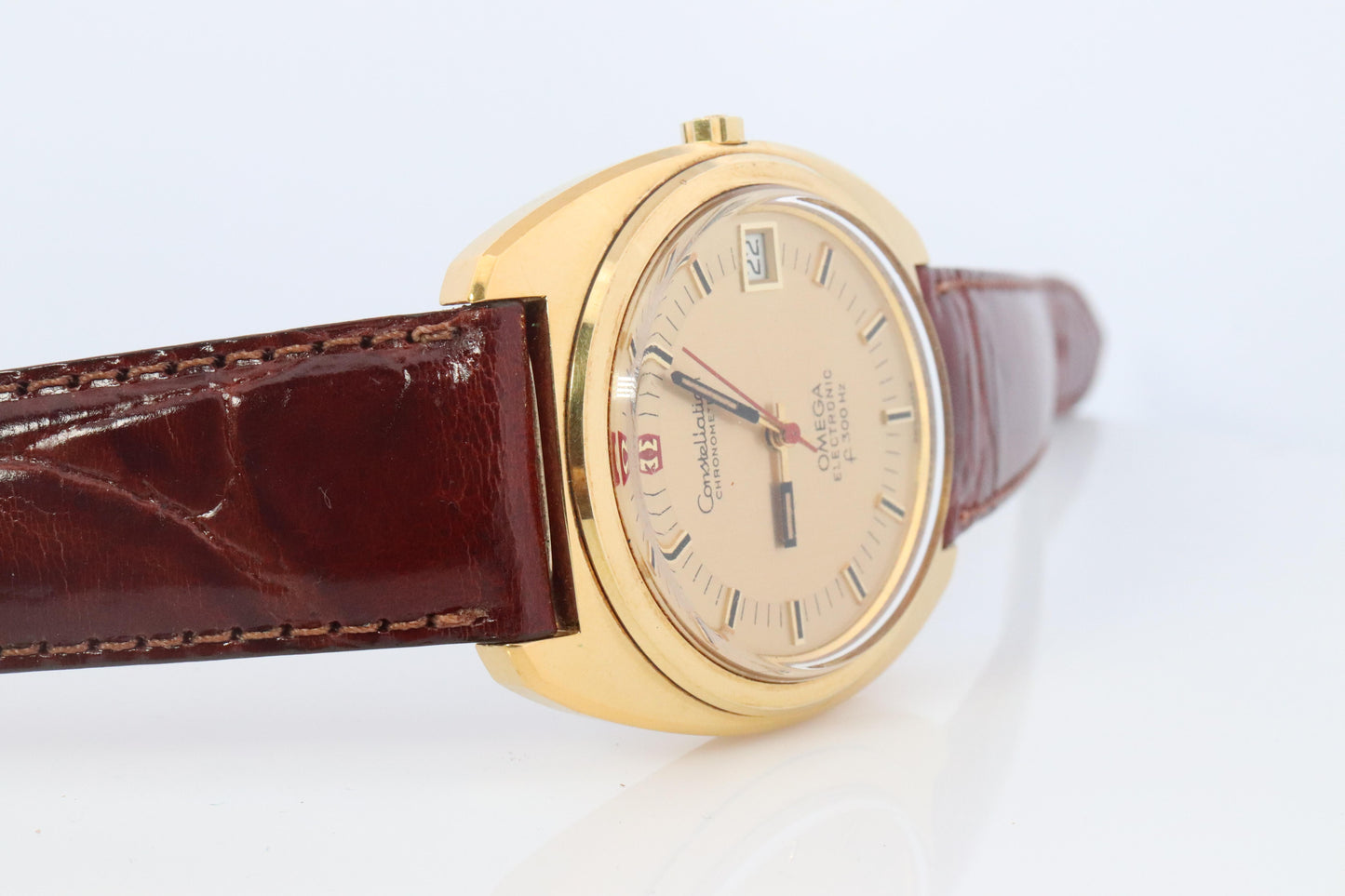 OMEGA Constellation Electronic. Mens Omega Watch F300 Constellation Chronometer