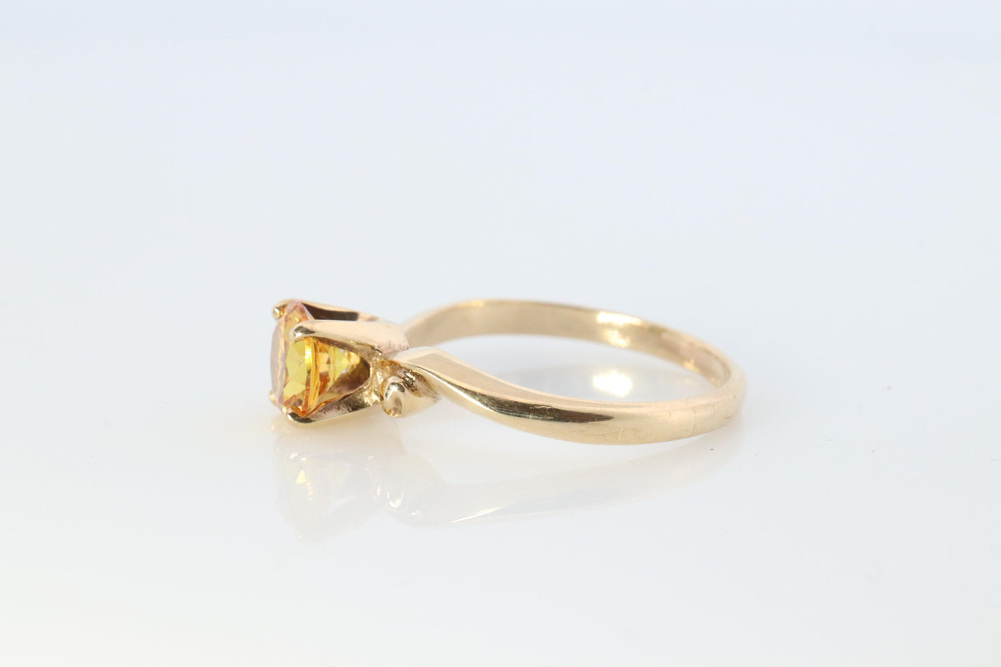 10k Round Sapphire YELLOW Sapphire ring. YELLOW SAPPHIRE solitaire ring.