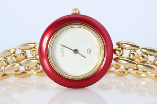 Vintage GUCCI Quartz 11/12 Watch. Gucci BEZEL Ladies Gold wristwatch