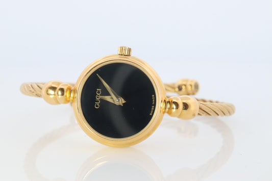 Vintage GUCCI Quartz 2700.2.L  Watch. Gucci Ladies Bangle Gold Tone Wristwatch