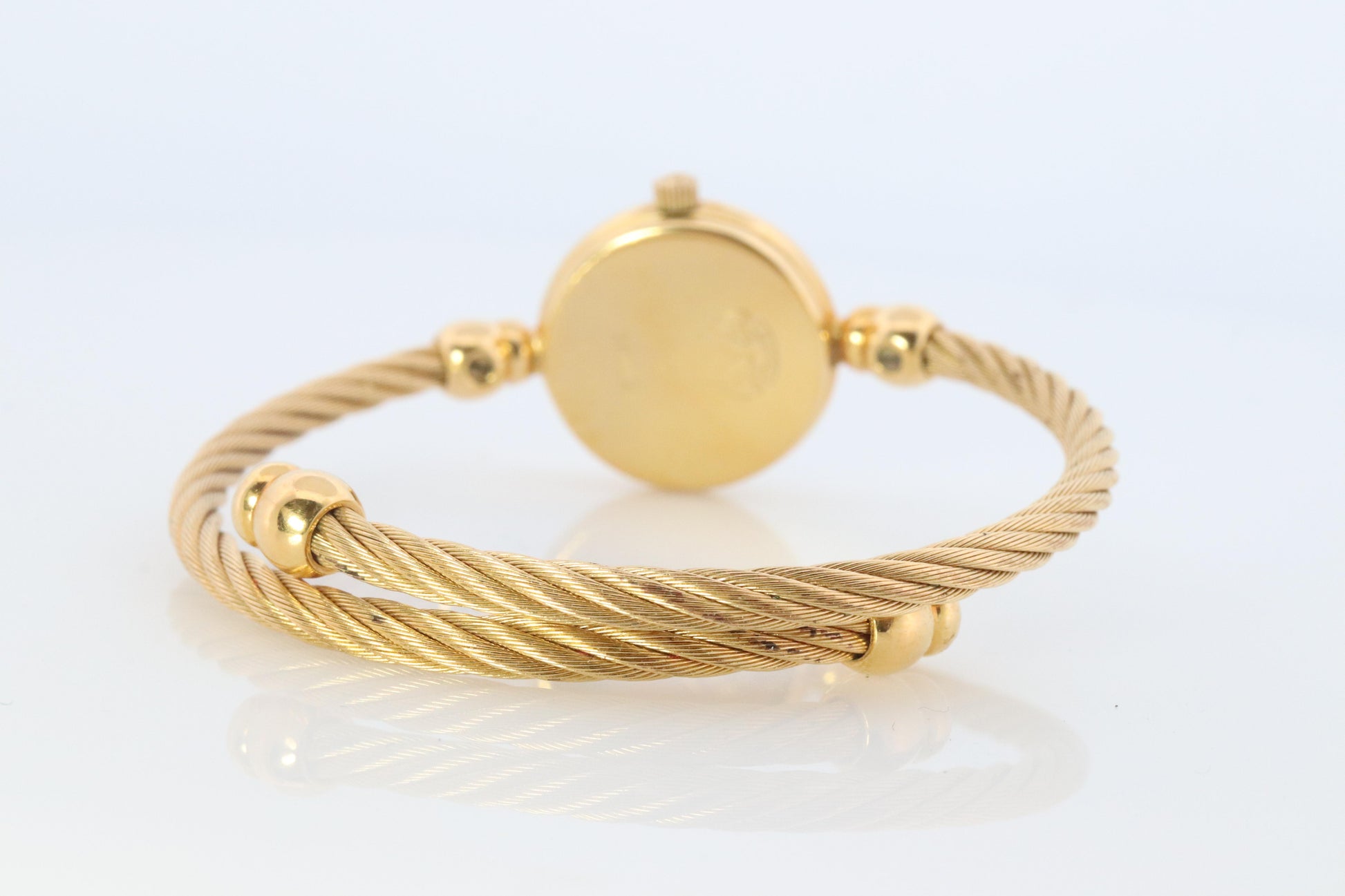 Vintage GUCCI Quartz 2700.2.L  Watch. Gucci Ladies Bangle Gold Tone Wristwatch