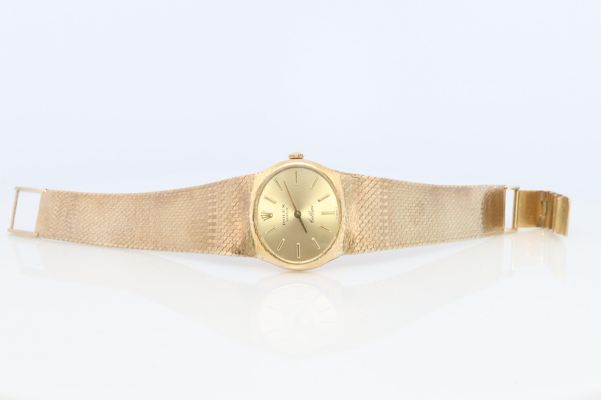 Genuine 18k Rolex Watch. ROLEX Cellini 3802 Mechanical Windup. Milanese bracelet