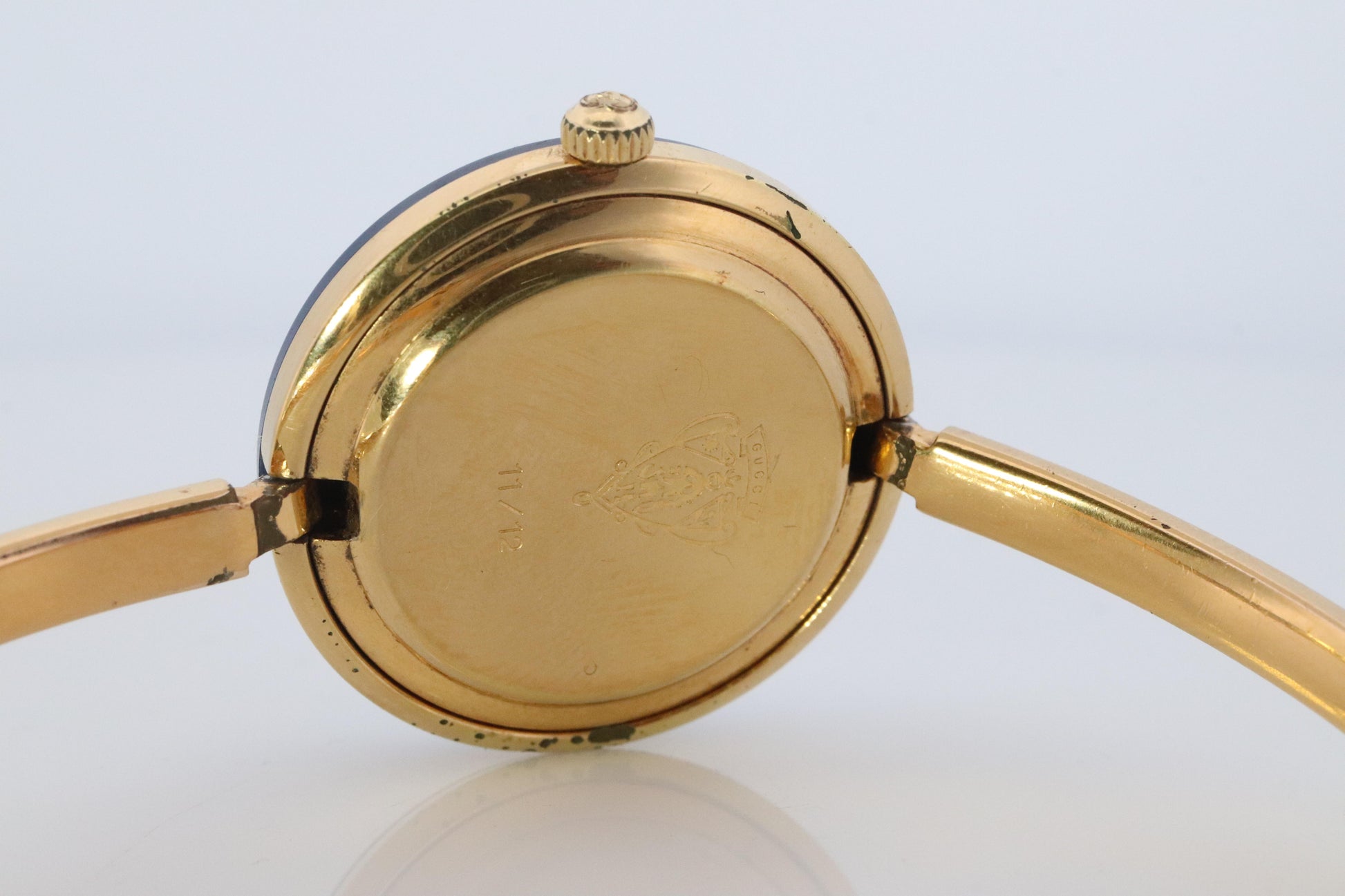 Vintage GUCCI Quartz 11/12  Watch. Gucci Ladies Bangle Interchange Bezel watch