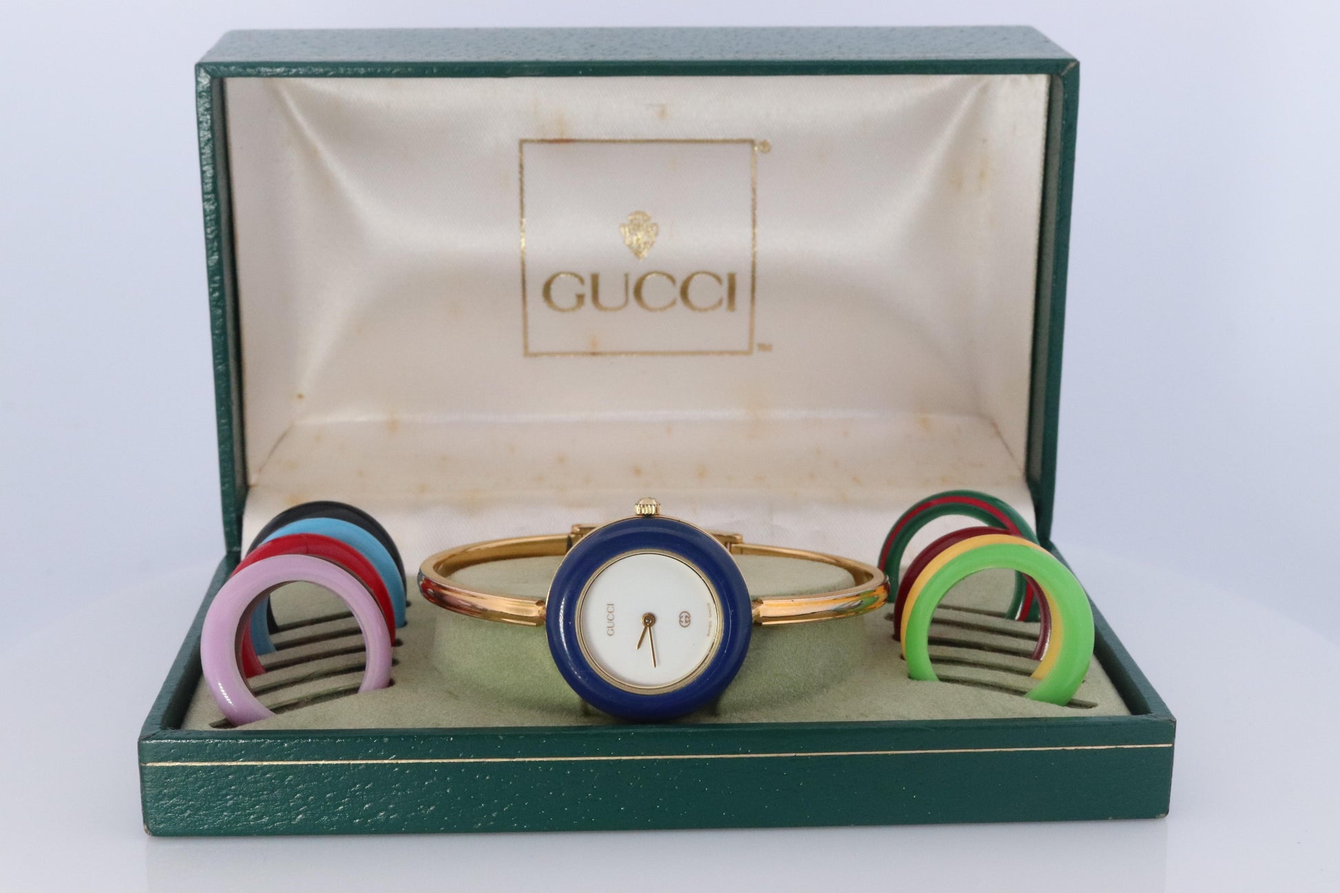 Vintage GUCCI Quartz 11/12  Watch. Gucci Ladies Bangle Interchange Bezel watch