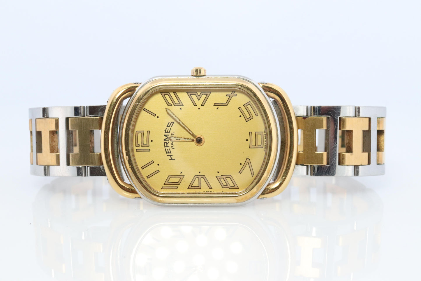 Genuine HERMES RALLYE XL Stainless Steel 25mm RA1.240 Quartz Watch Champagne.