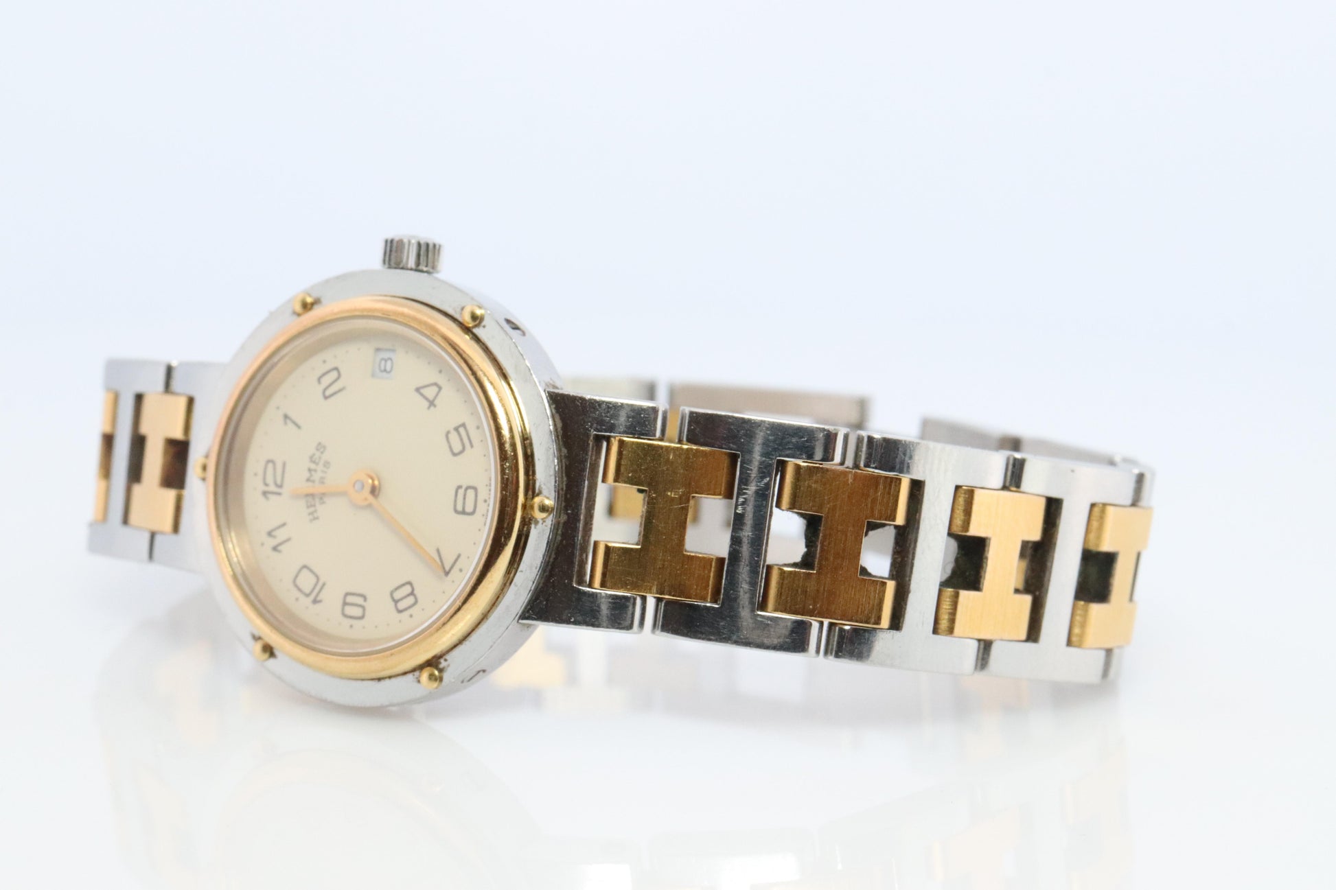 Genuine HERMES Stainless Steel 24mm Round Clipper Quartz Watch Champagne.