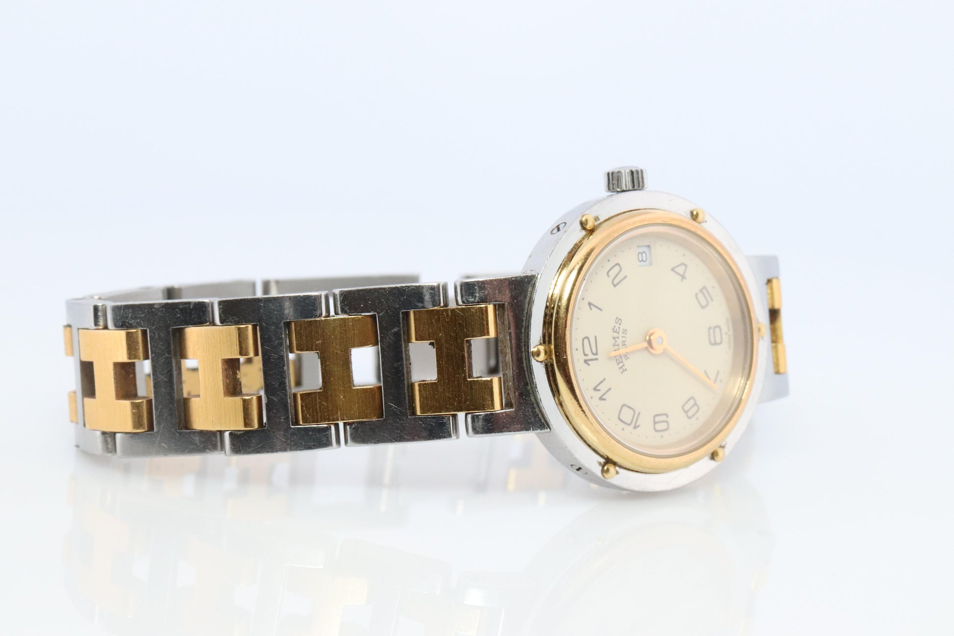 Genuine HERMES Stainless Steel 24mm Round Clipper Quartz Watch Champagne.