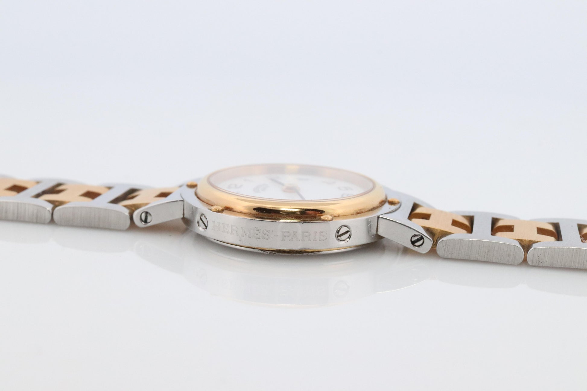 Genuine HERMES Stainless Steel 24mm Round Clipper Quartz Watch White Dial.