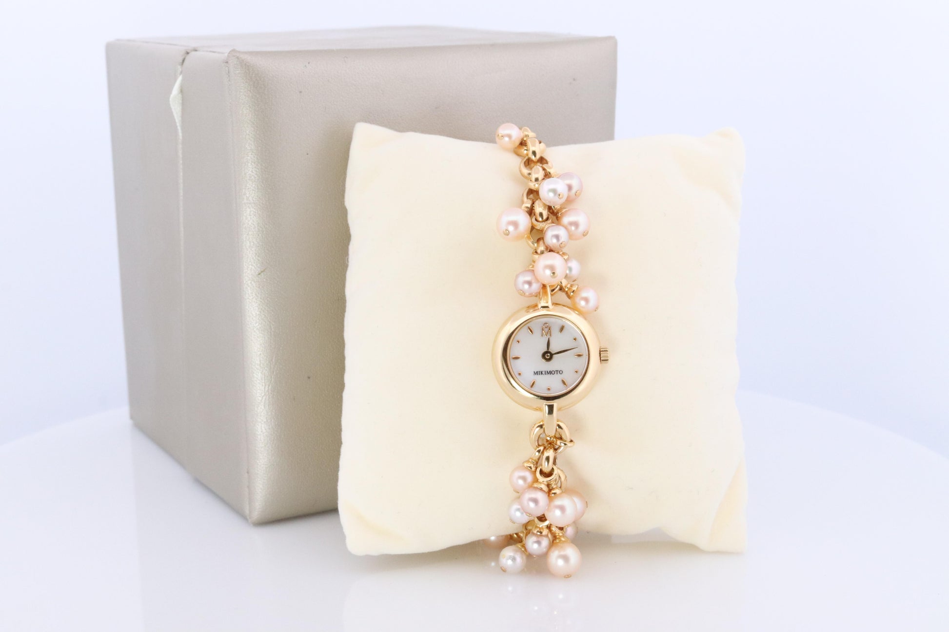 Mikimoto Watch. Mikimoto Pearl Dangle Bracelet Ladies Watch. MOP Dial