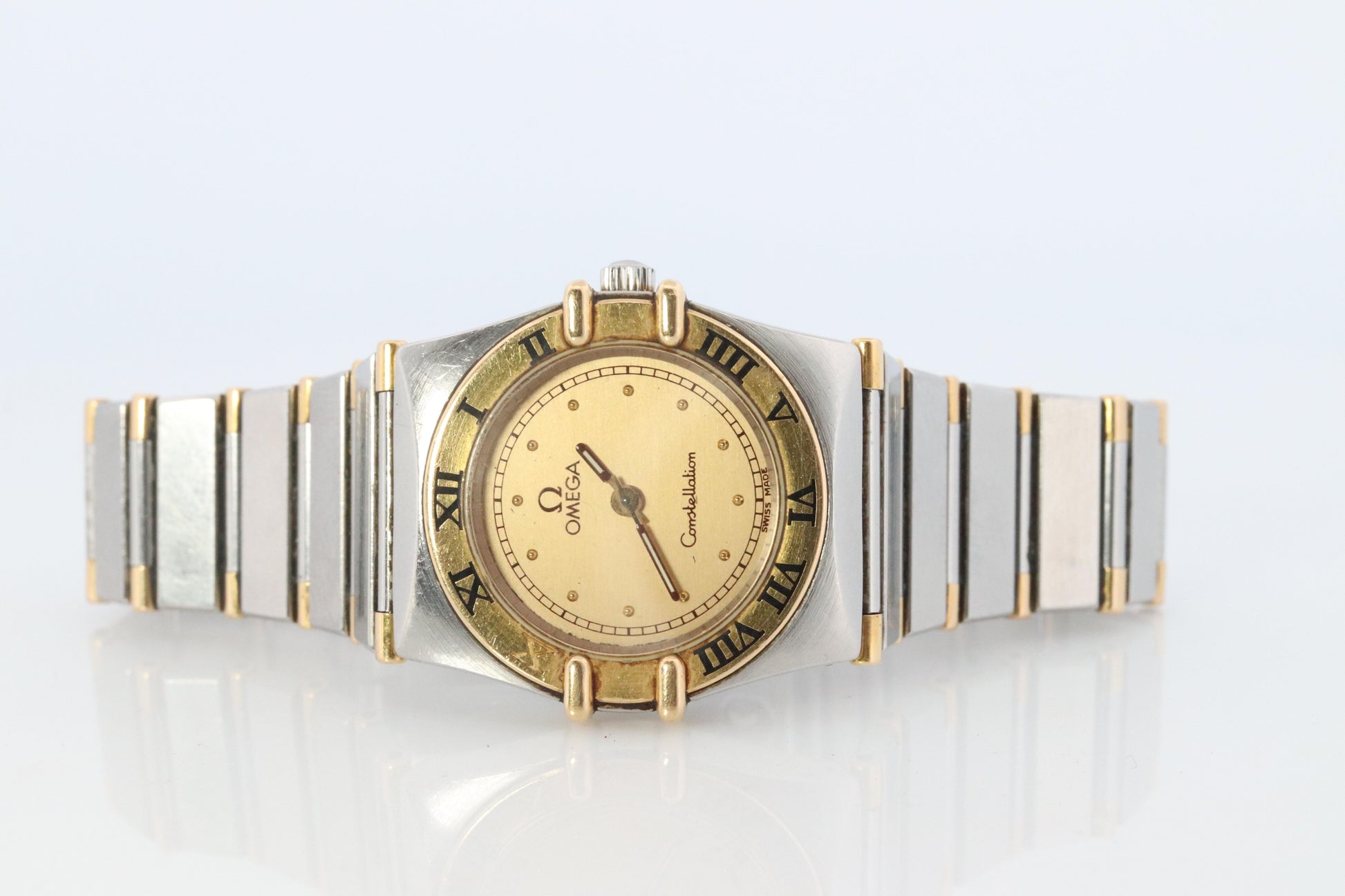 Omega Watch. Ladies Omega 796.1080 Constellation 18k YG and SS.