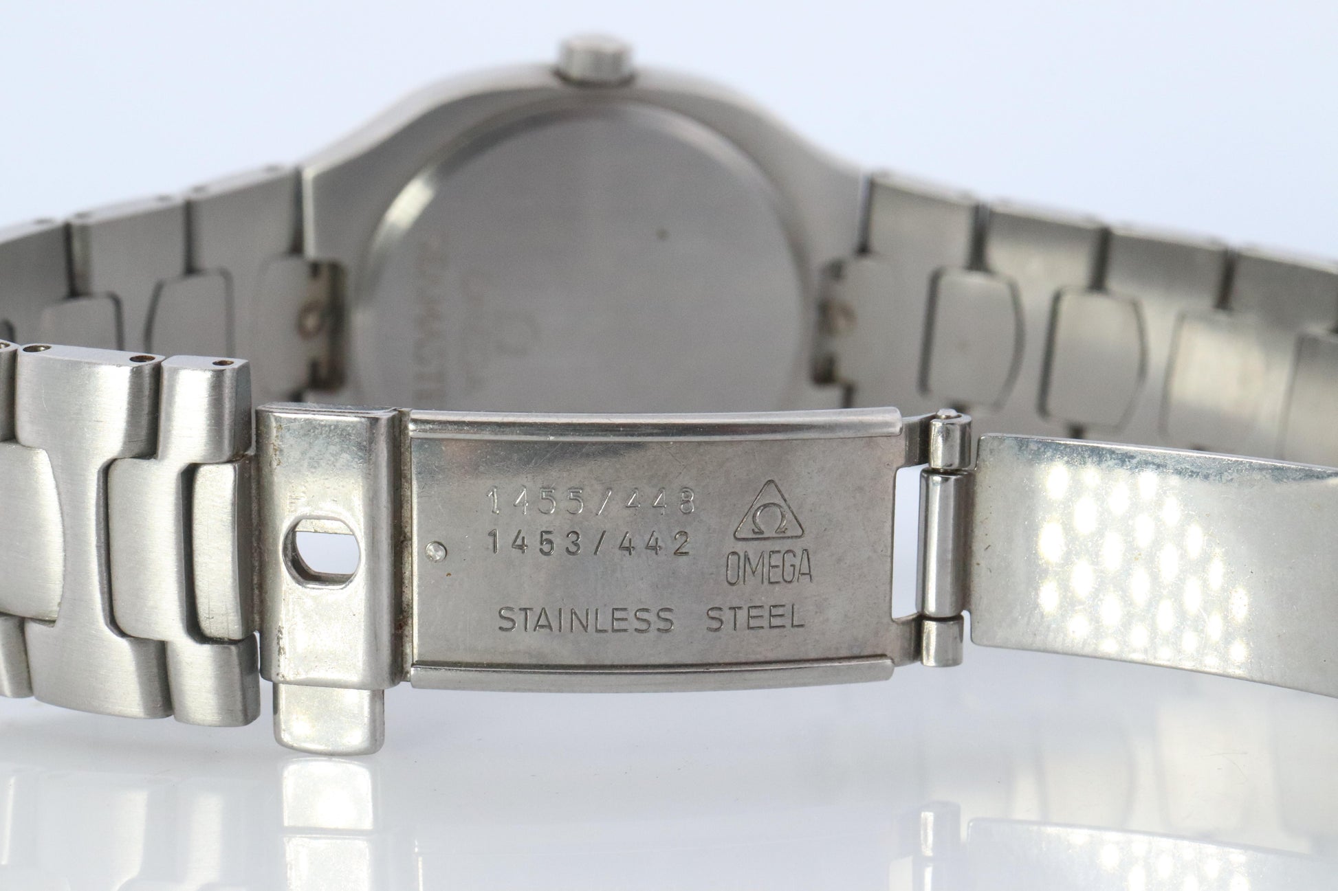 Omega Watch.  Omega Seamaster Polaris Quartz Date Wristwatch. Mens Omega