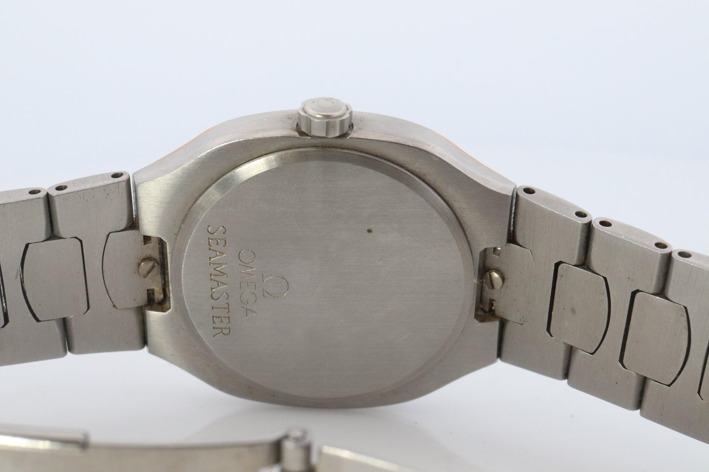 Omega Watch.  Omega Seamaster Polaris Quartz Date Wristwatch. Mens Omega