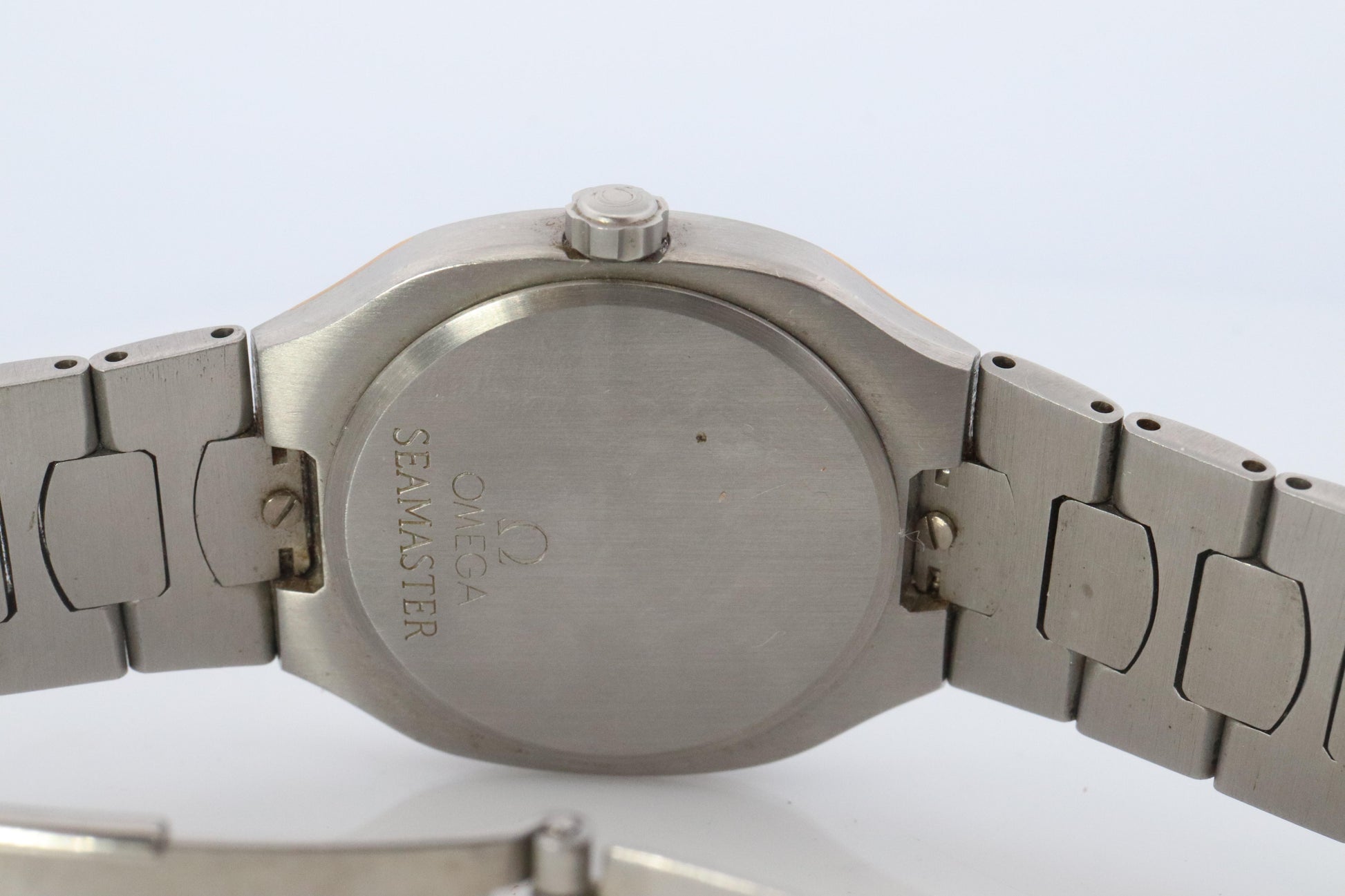 Omega Watch.  Omega Seamaster Polaris Quartz Date Wristwatch. Mens Omega