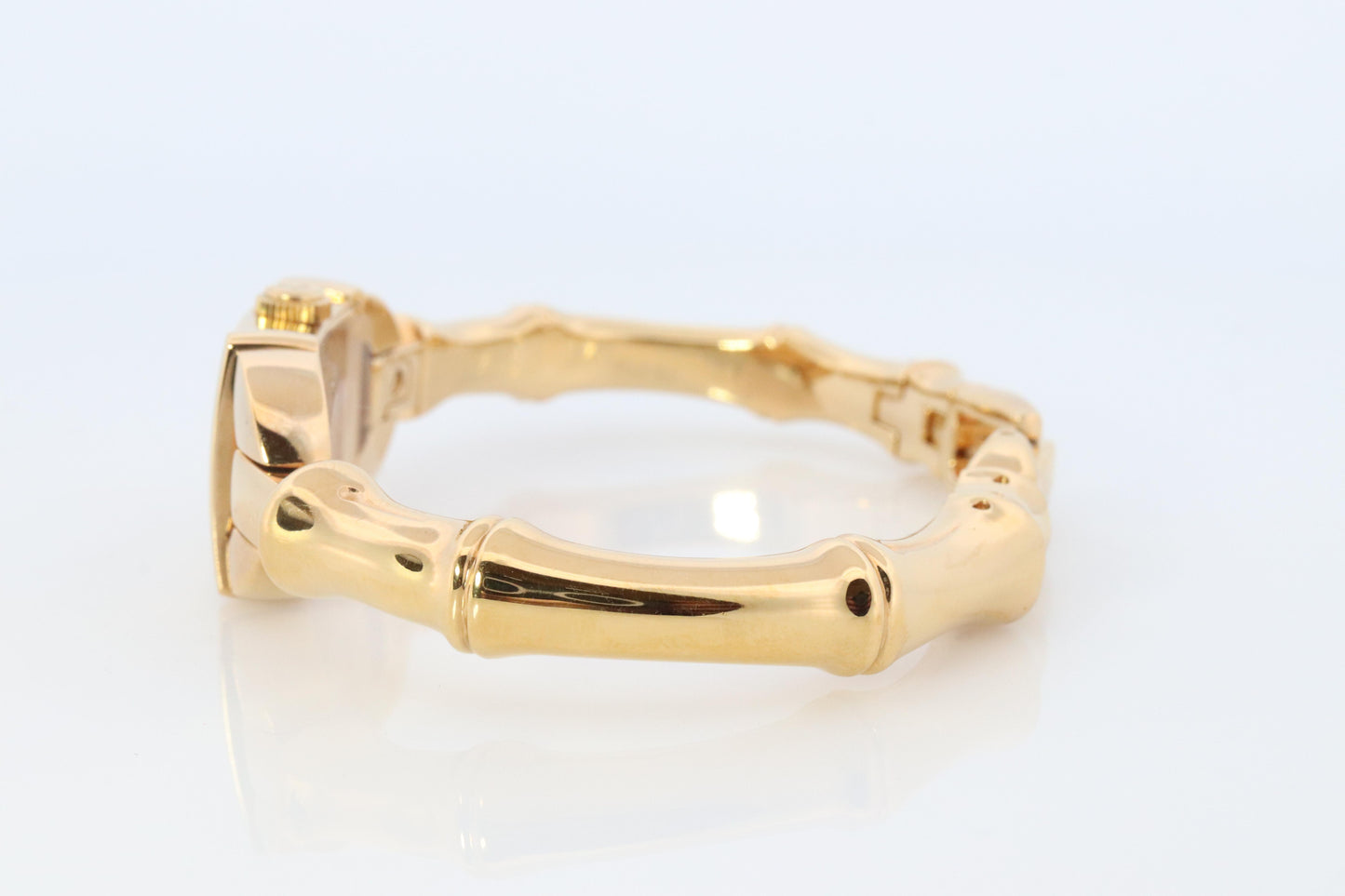 Vintage GUCCI Bangle 6800L Watch Gucci Ladies Bangle Gold Tone Bamboo Wristwatch