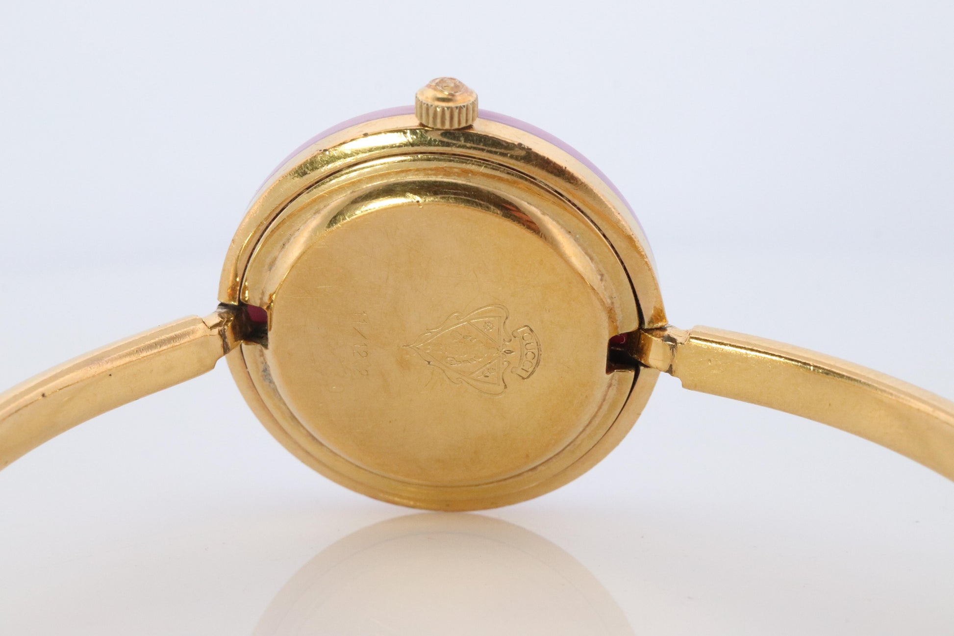 Vintage GUCCI Quartz 11/12.2  Watch. Gucci Ladies Bangle Interchange Bezel watch