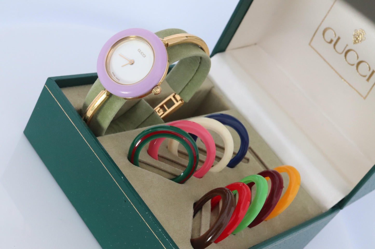 Vintage GUCCI Quartz 11/12.2  Watch. Gucci Ladies Bangle Interchange Bezel watch