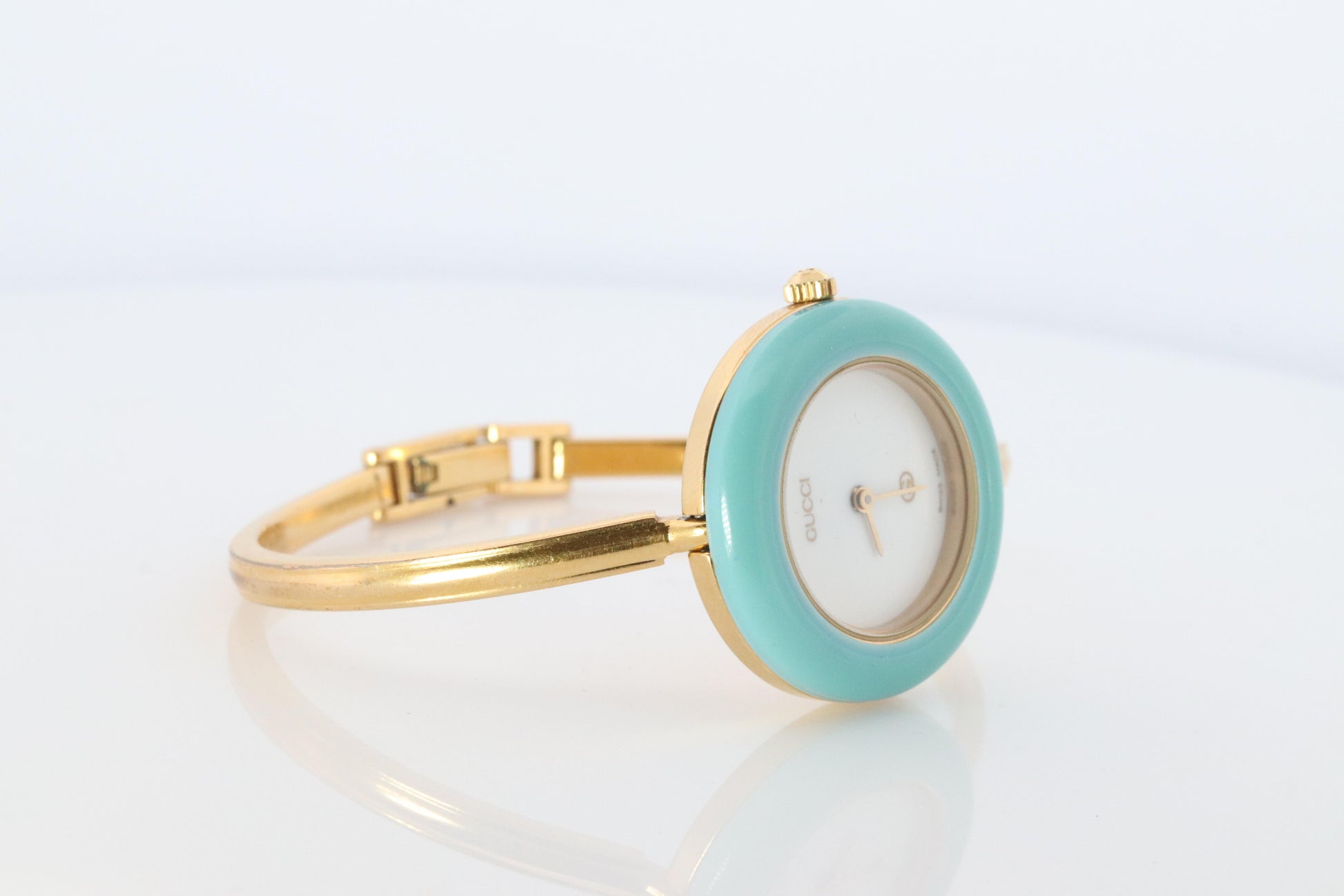 Vintage GUCCI Quartz 11/12  Watch. Gucci Ladies Bangle Interchange Bezel watch