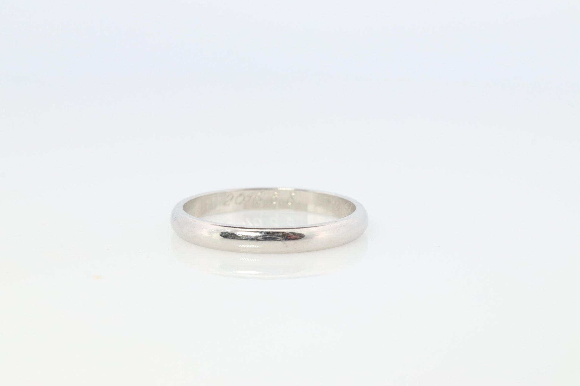 CARTIER Platinum Ring. Cartier Wedding Band 1895 2.5mm Band. Certificate