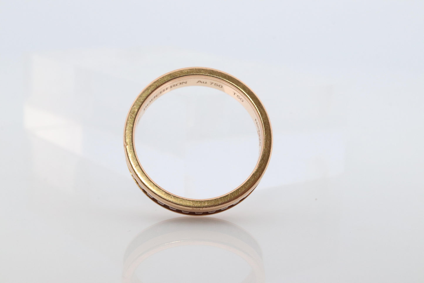 Boucheron 18k Band. Vintage 750 Boucheron Quattre Classique