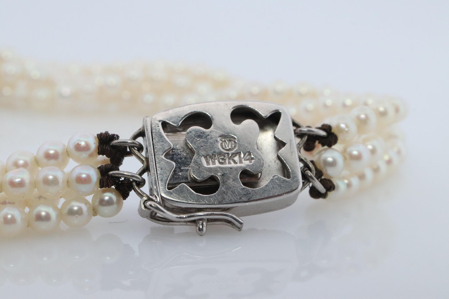 Mikimoto Bracelet. Vintage 14k Gold Mikimoto Pearl Strand Bracelet Lapis Lazuli.