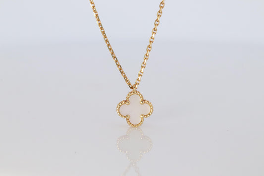 Van Cleef Arpels Alhambra Necklace . Genuine VCA 18k YG Sweet Shell Pendant