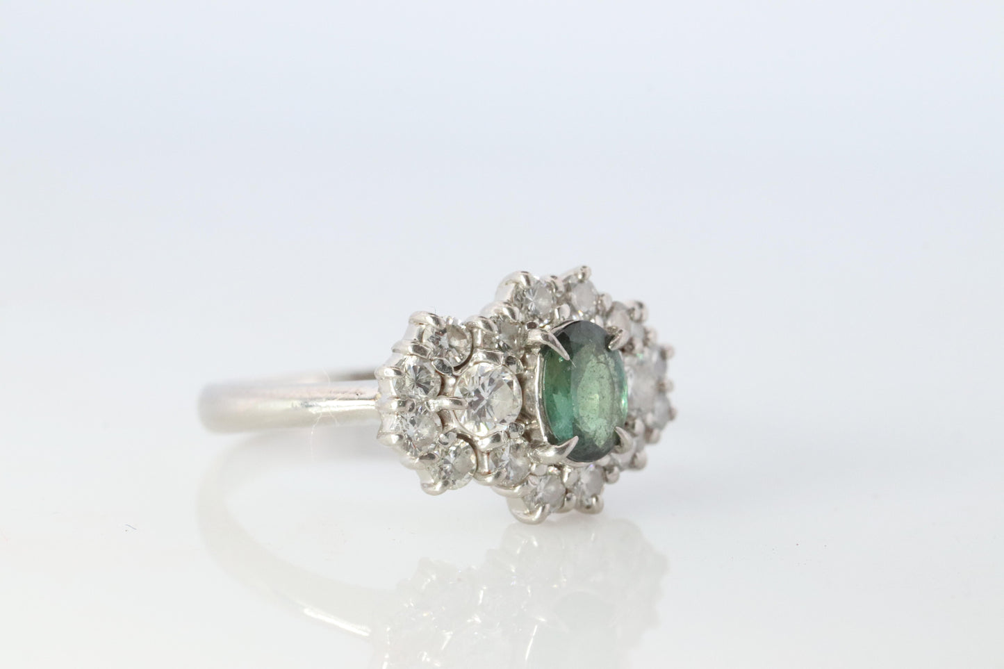 Genuine Alexandrite Ring. Platinum Alexandrite Diamond Halo Ring. PT900 Plat