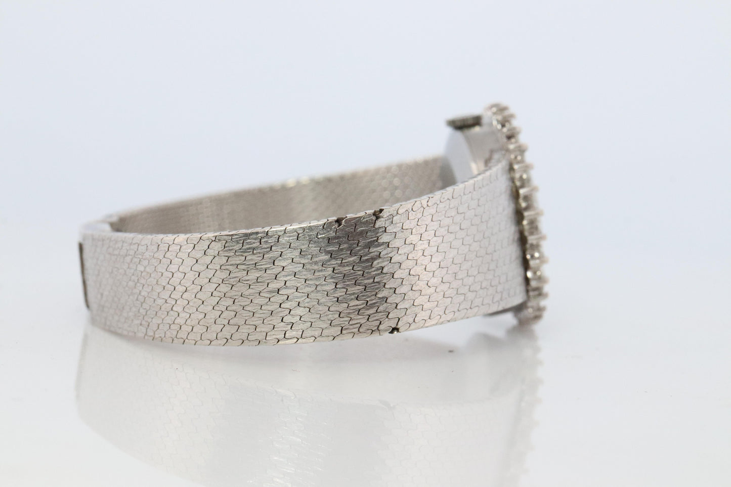 Genuine Rolex Watch. Diamond Bezel Ladies ROLEX 2649 Precision.