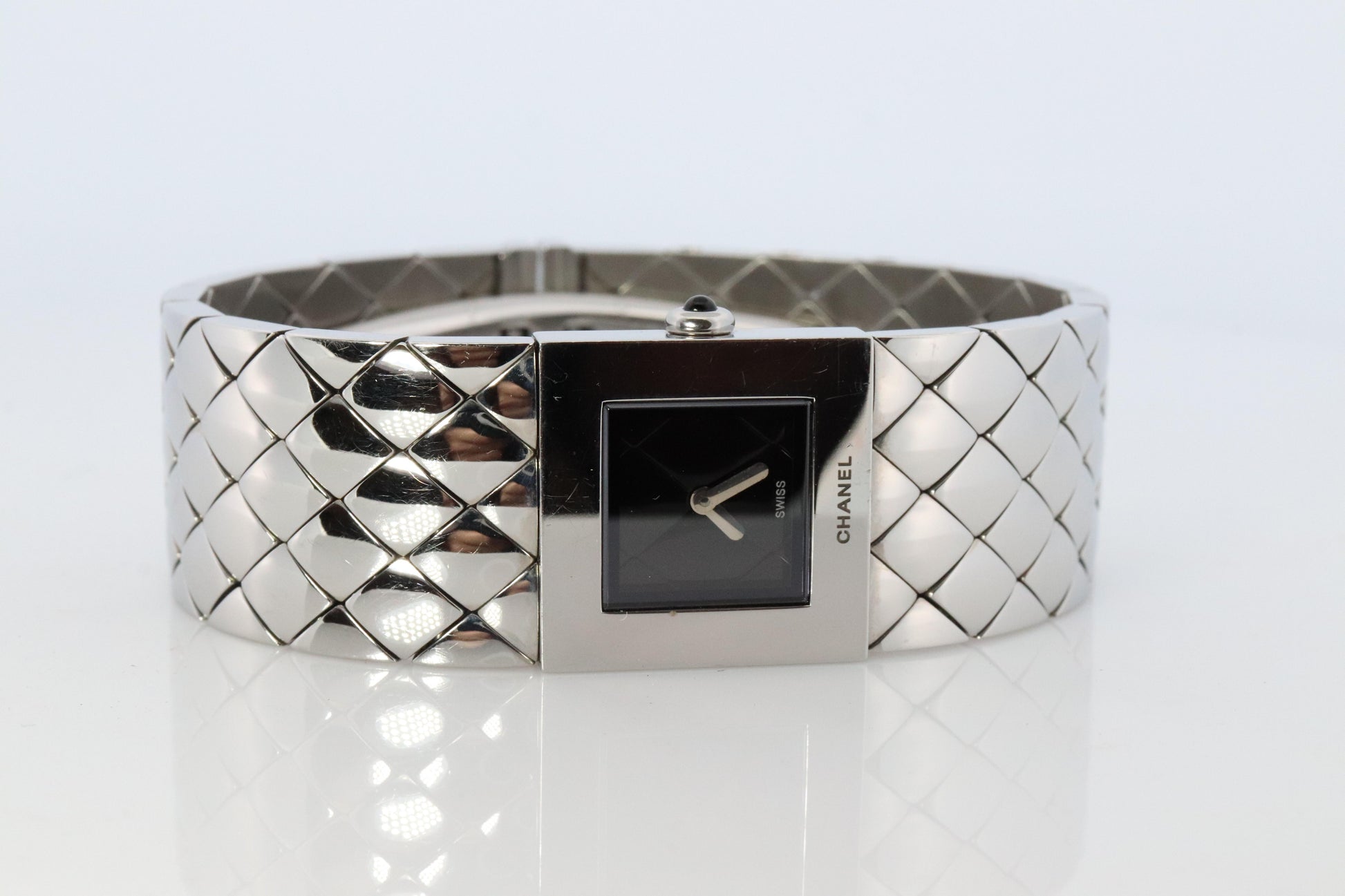Chanel Watch. Genuine Matelasse Ladies Quartz Wristwatch Quilted Bracelet