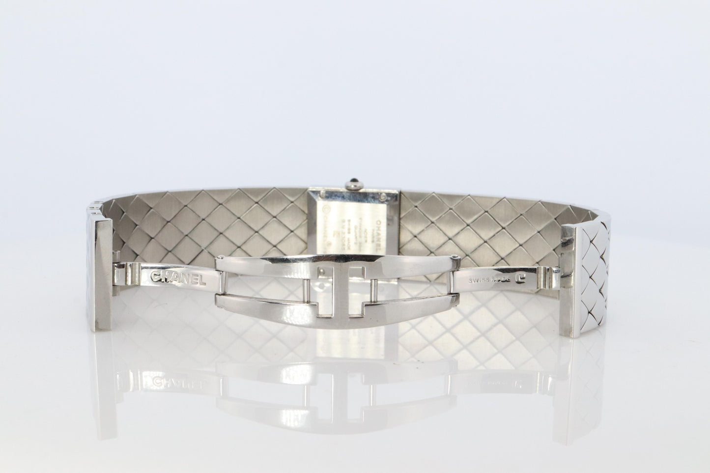 Chanel Watch. Genuine Matelasse Ladies Quartz Wristwatch Quilted Bracelet