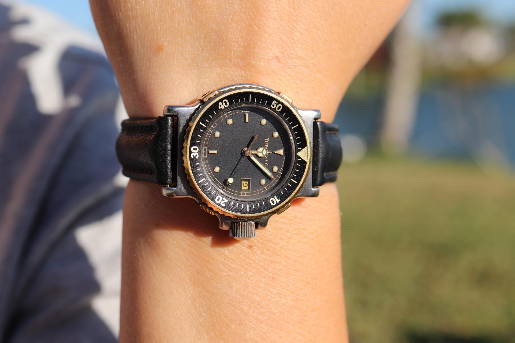 Tiffany and Co Diver Watch. 18k Gold and SS Tiffany L0729 Ladies Watch