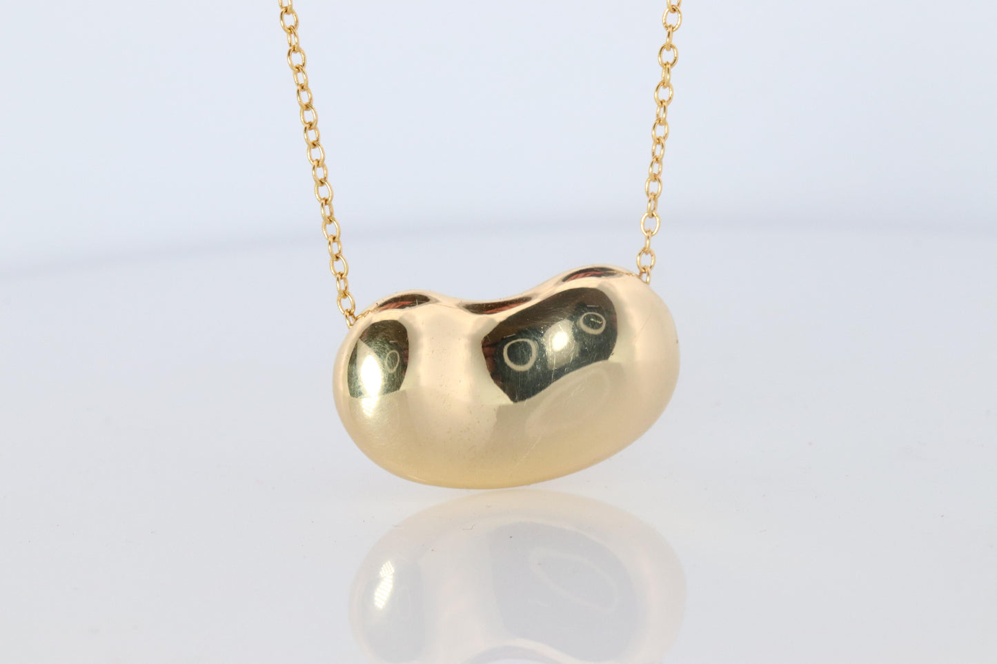 Tiffany & Co. Large Bean Pendant Necklace. 750 Yellow Gold Tiffany Long Chain.