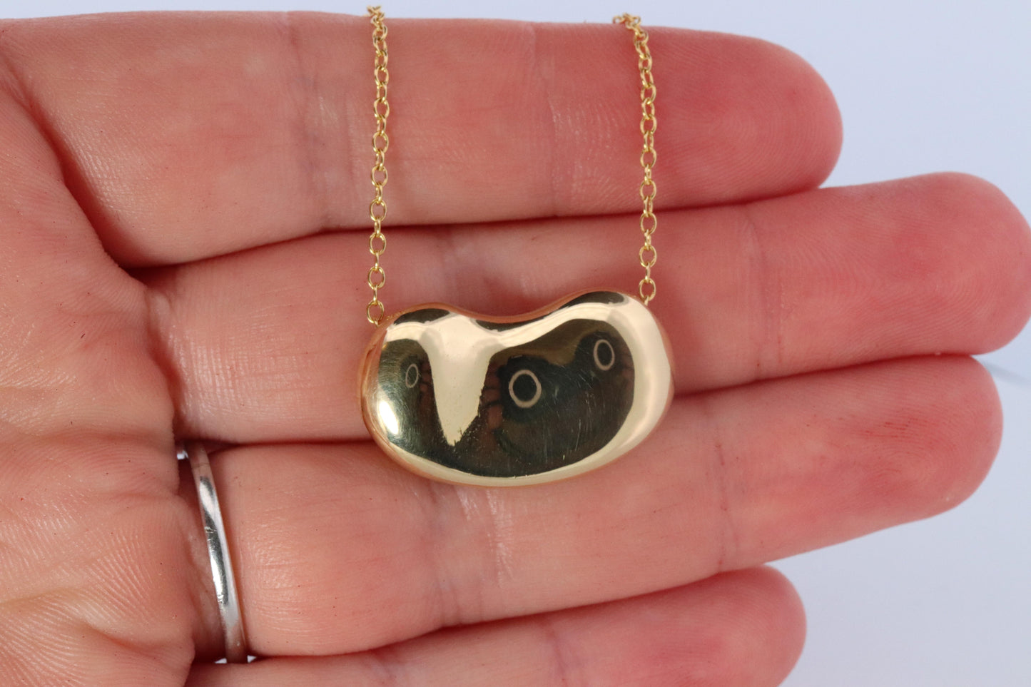 Tiffany & Co. Large Bean Pendant Necklace. 750 Yellow Gold Tiffany Long Chain.