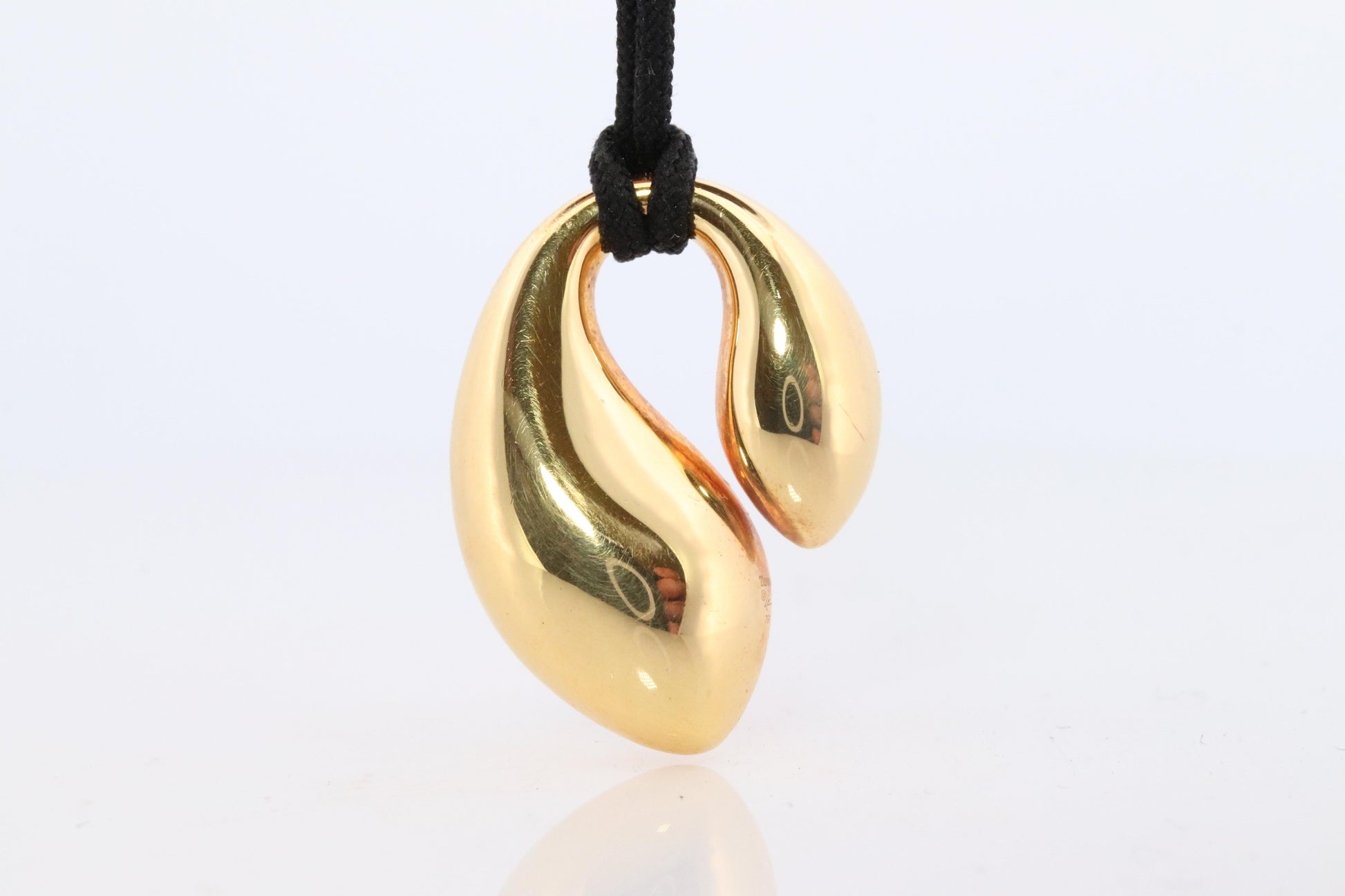 Tiffany & Co. 18k Gold Double Tear 1977 Cable Pendant Necklace