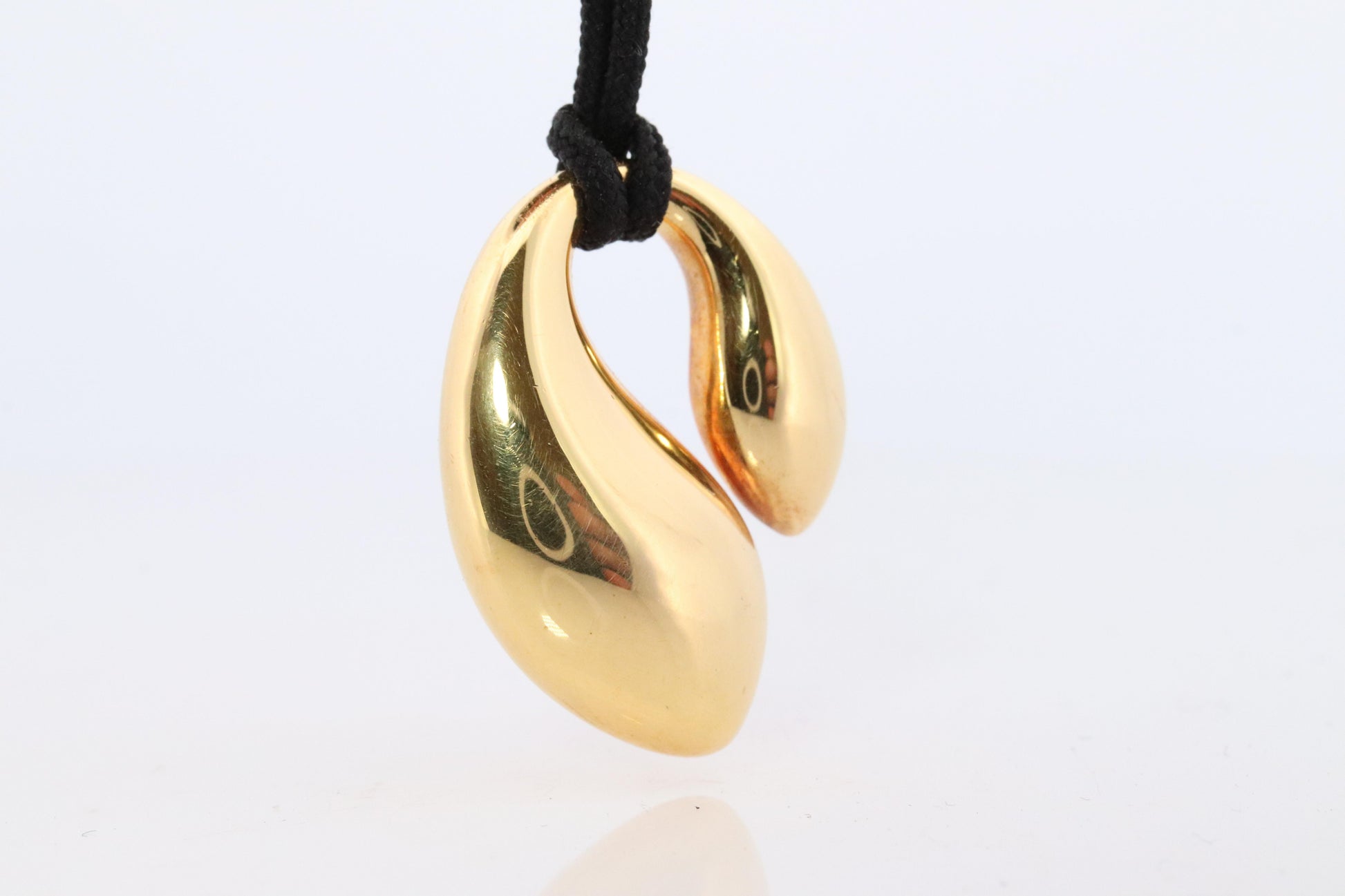 Tiffany & Co. 18k Gold Double Tear 1977 Cable Pendant Necklace