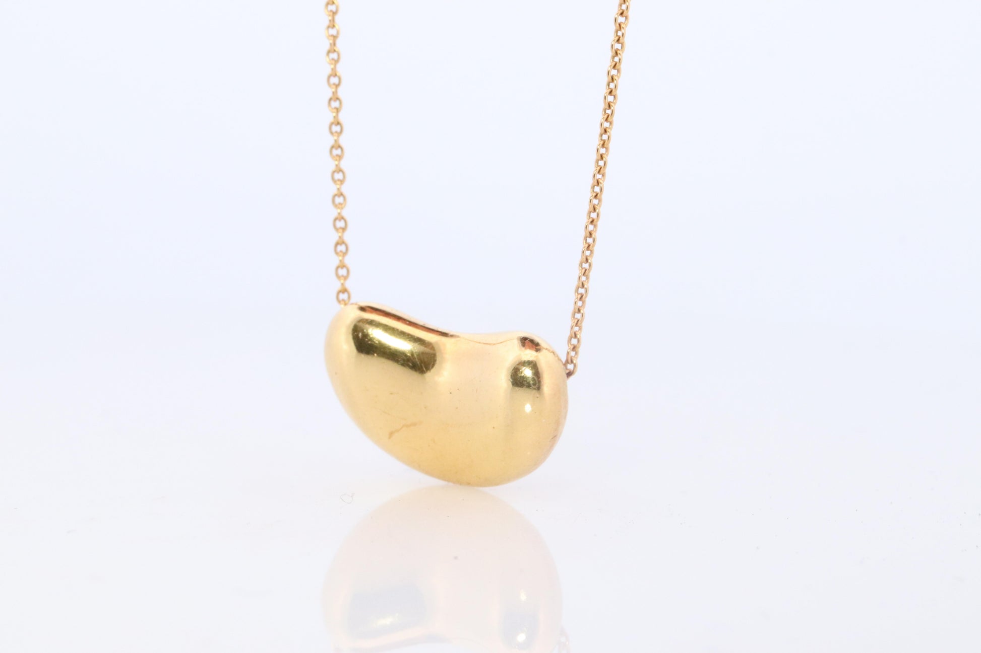 Tiffany & Co. 18k Gold Chain and Bean Pendant Necklace. 750 Yellow Gold Tiffany