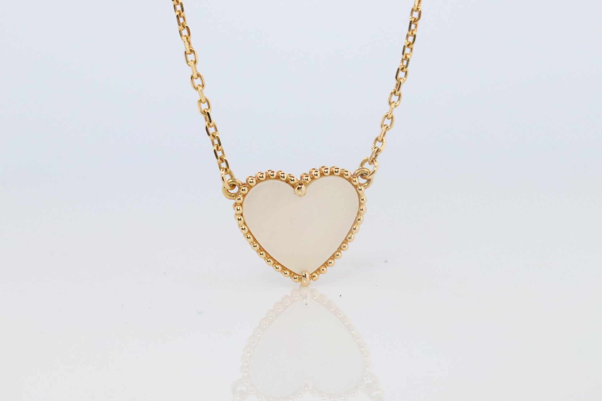 Van Cleef Arpels Lucky Alhambra Necklace. Genuine VCA 18k YG Shell Heart Pendant
