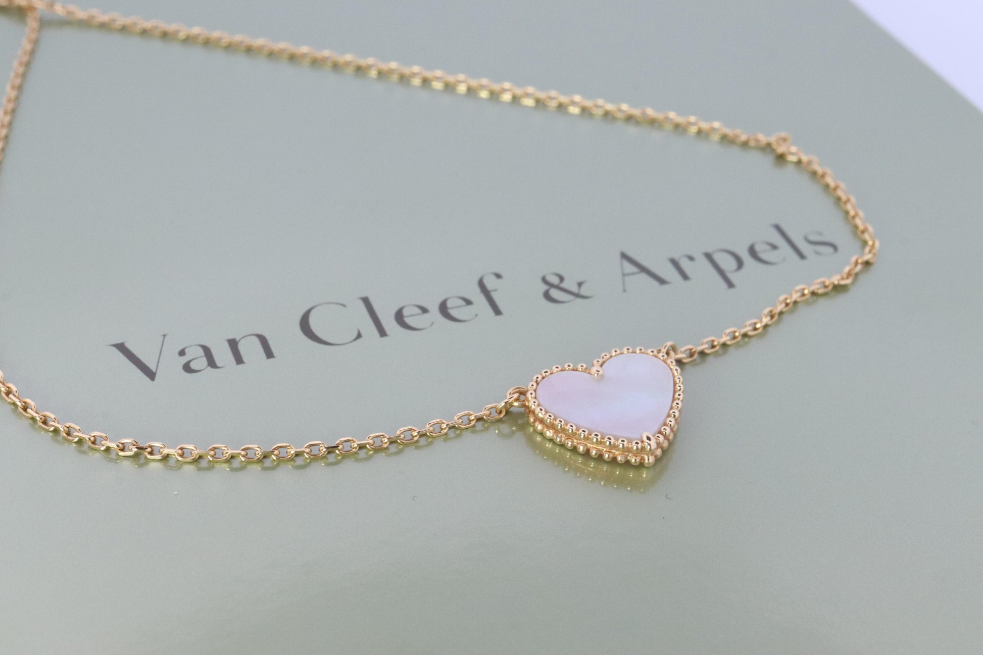 Van Cleef Arpels Lucky Alhambra Necklace. Genuine VCA 18k YG Shell Heart Pendant