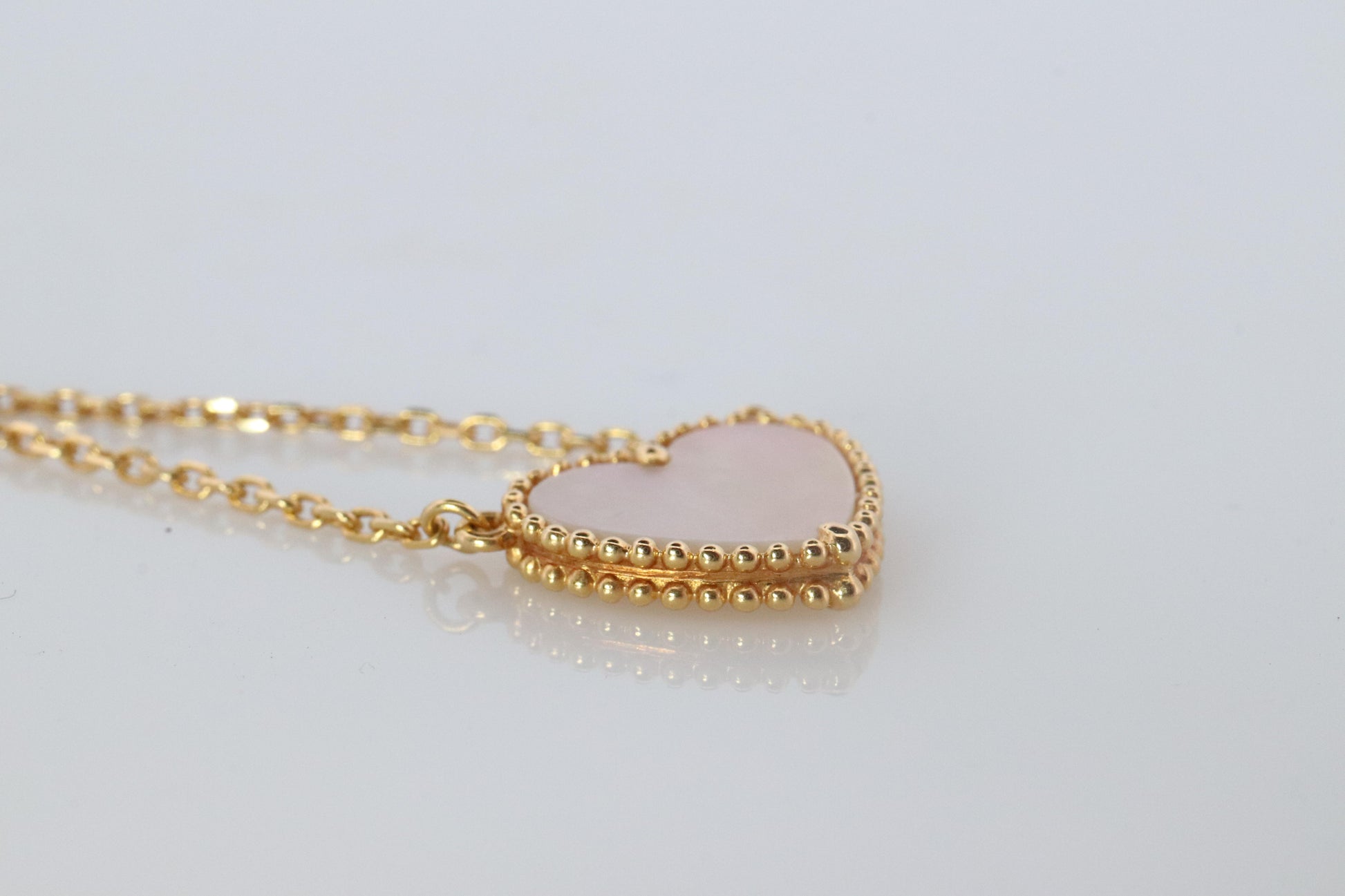 Van Cleef Arpels Lucky Alhambra Necklace. Genuine VCA 18k YG Shell Heart Pendant