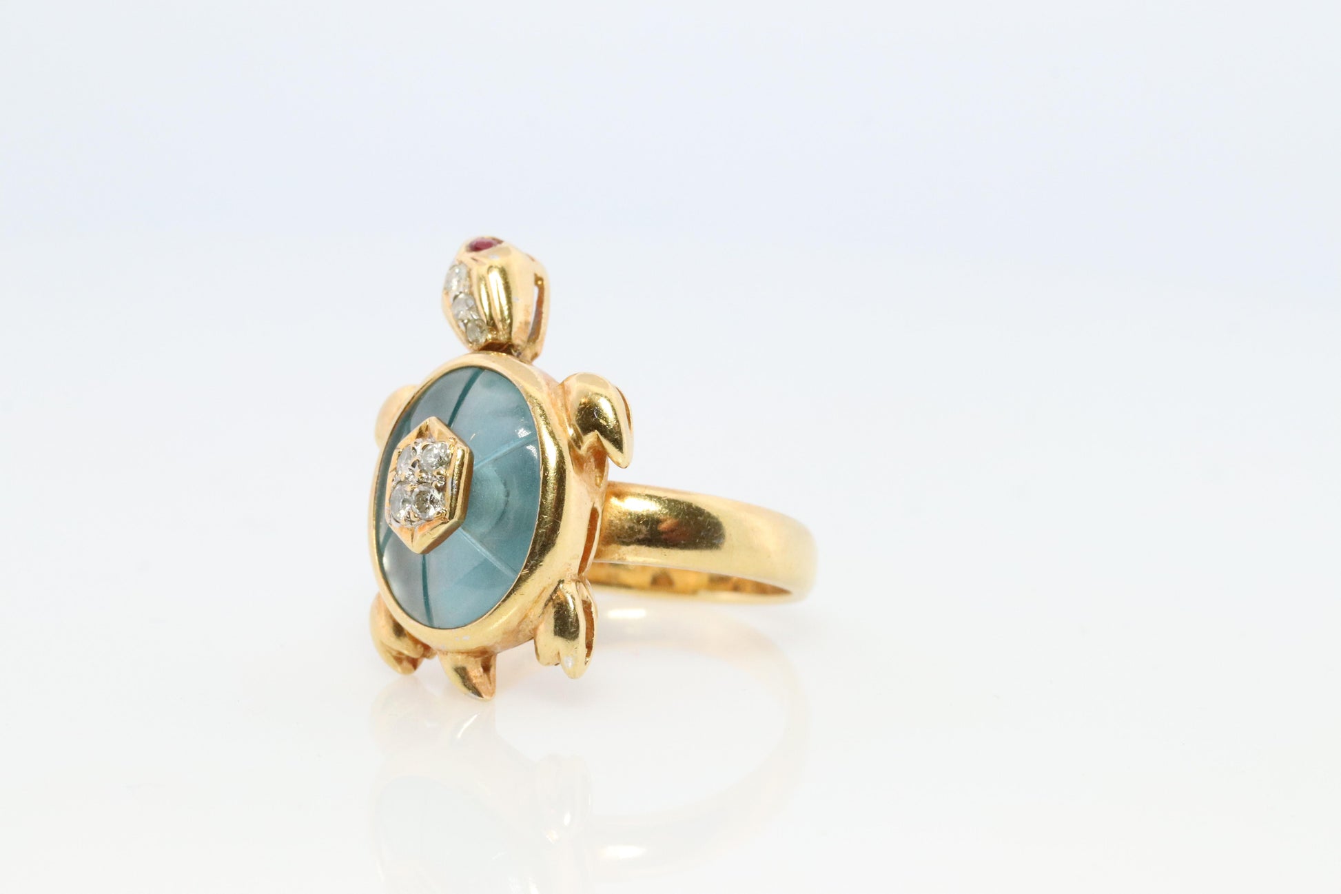 18k TURTLE ring. DIAMOND Topaz encrusted Turtle 3D Animated Seaturtle ring.