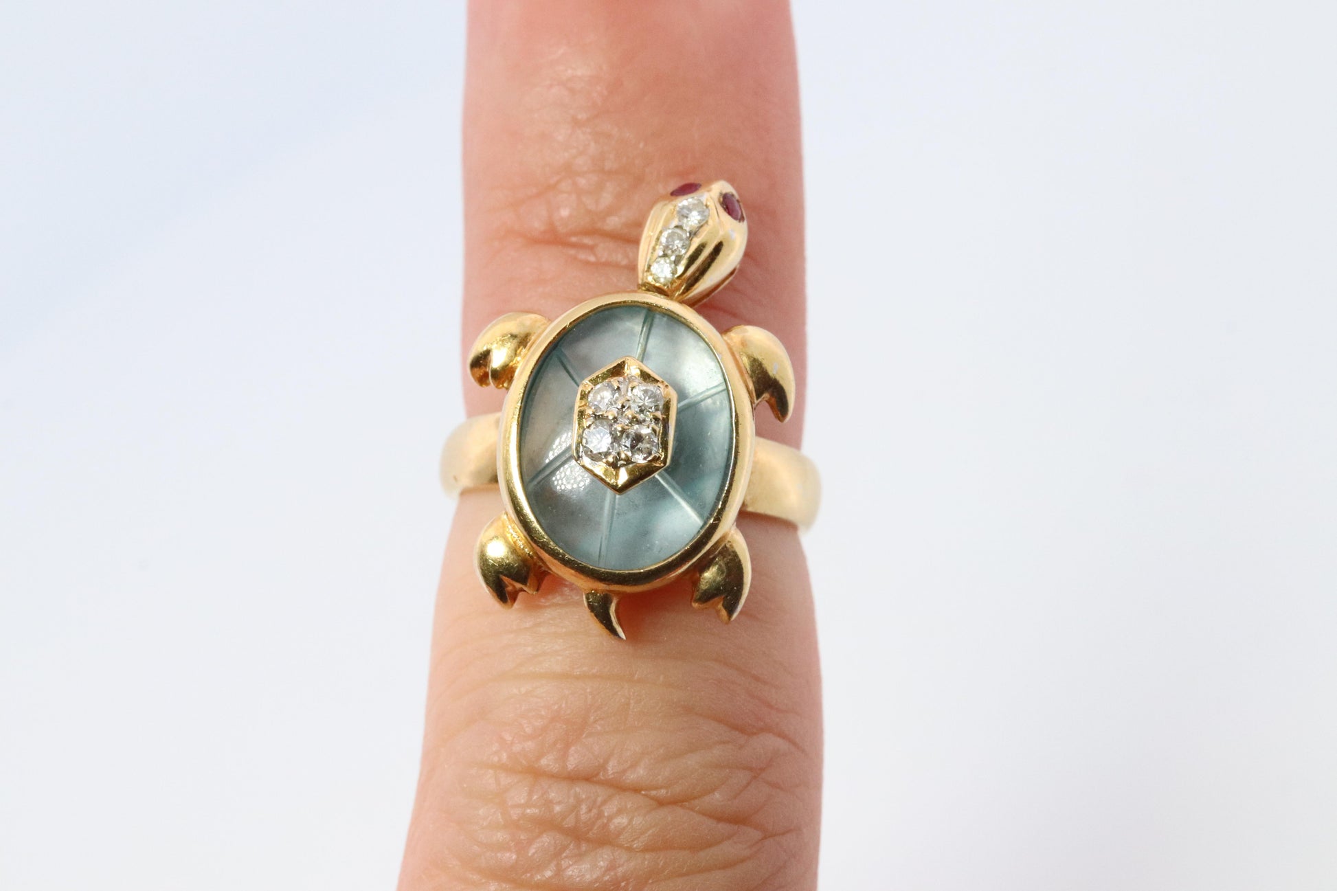 18k TURTLE ring. DIAMOND Topaz encrusted Turtle 3D Animated Seaturtle ring.