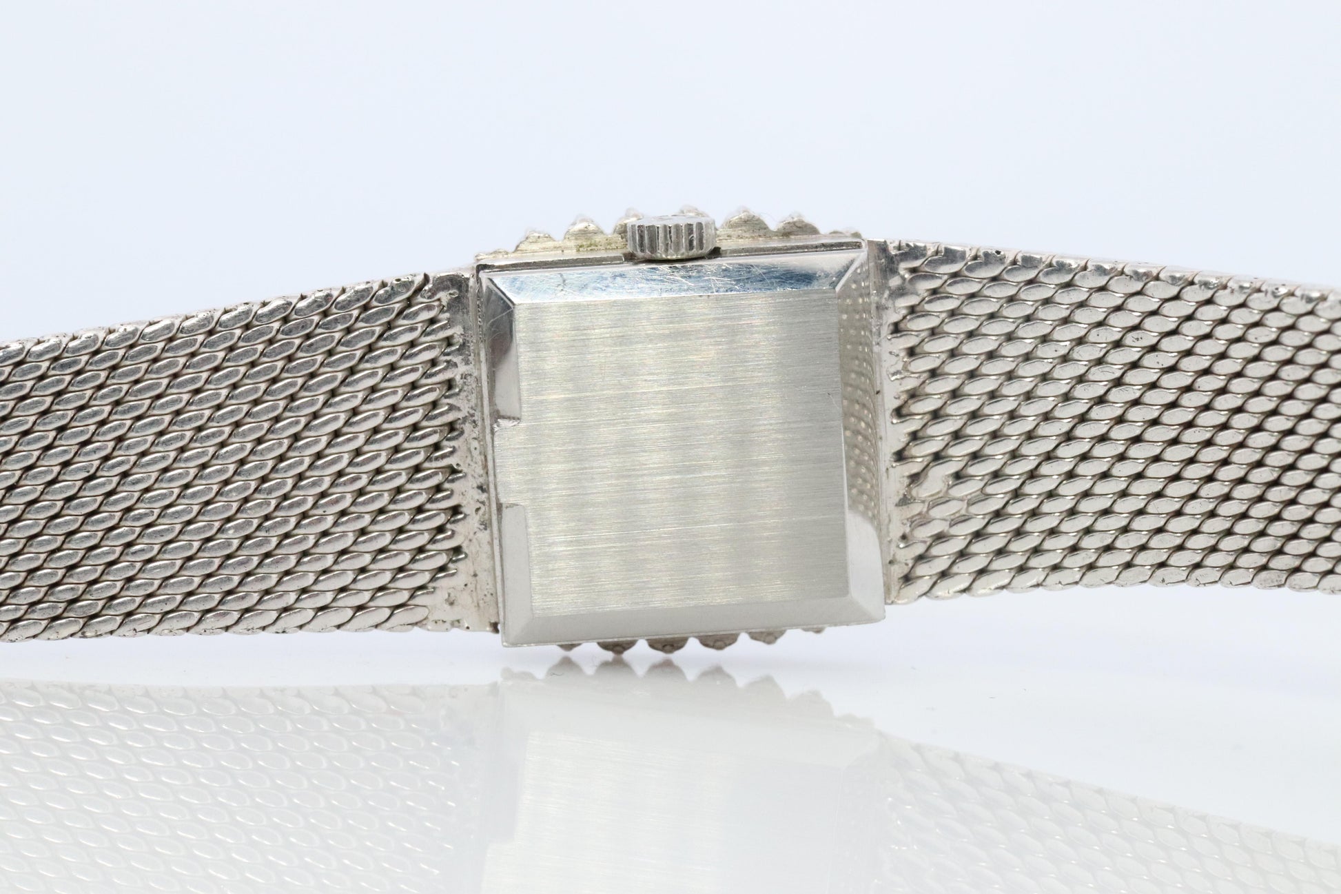 Omega watch 511.0452. Omega SS Diamond Bezel Vintage Ladies Blue Dial wristwatch