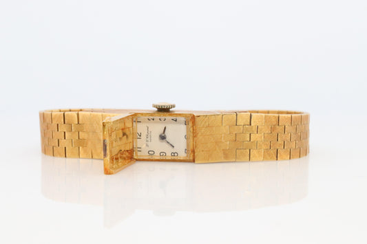 18k Chopard LUC Ladies Manual watch. Vintage Chopard 18k Yellow gold Watch.