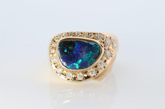 Boulder Opal Diamond Ring. 18k Gold Genuine Opal Diamond Set Ring.