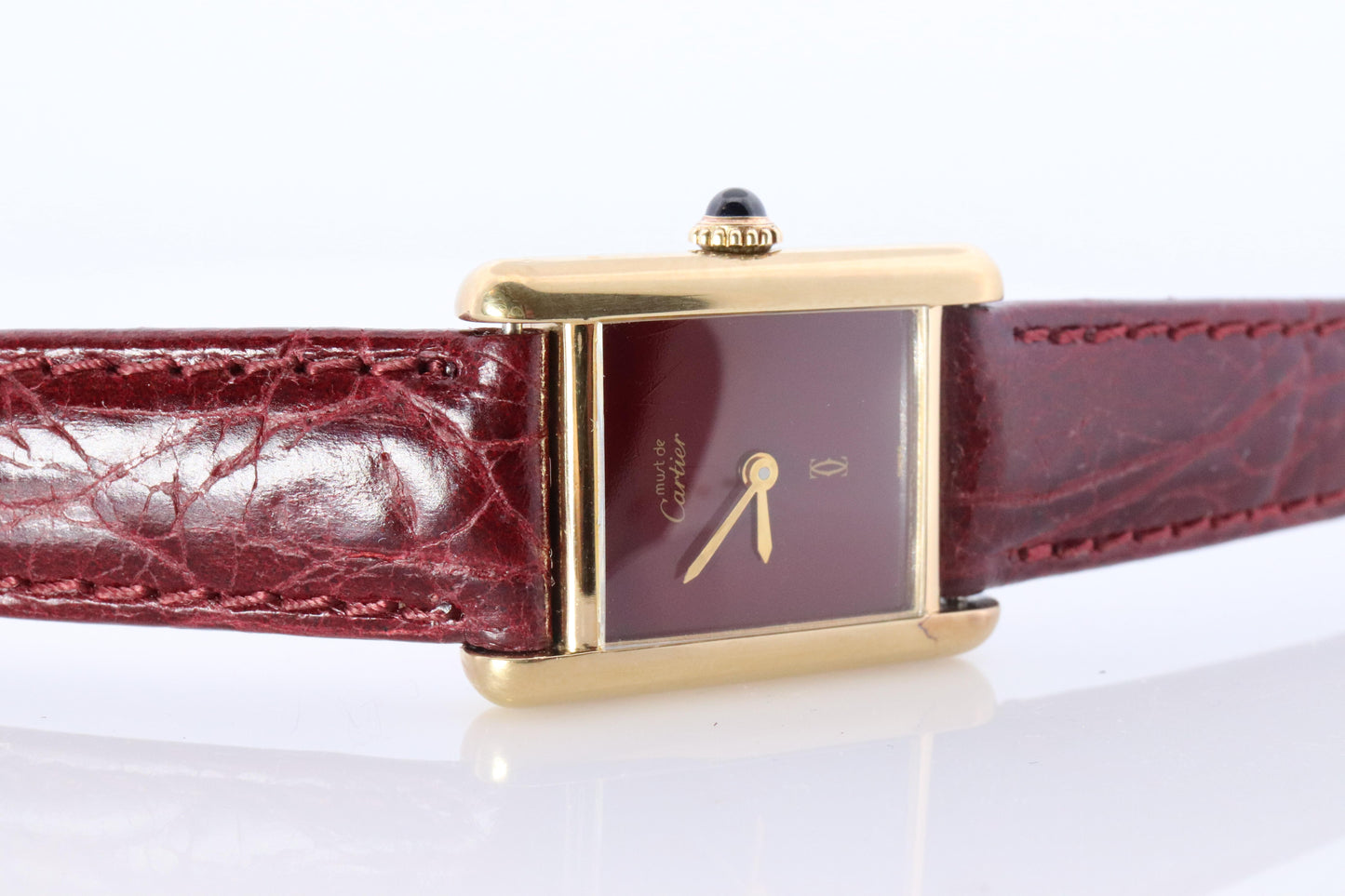 Must de Cartier Tank Red Mystery Dial. Bordeaux ARGENT 925 Small Windup Watch