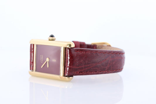 Must de Cartier Tank Red Mystery Dial. Bordeaux ARGENT 925 Small Windup Watch