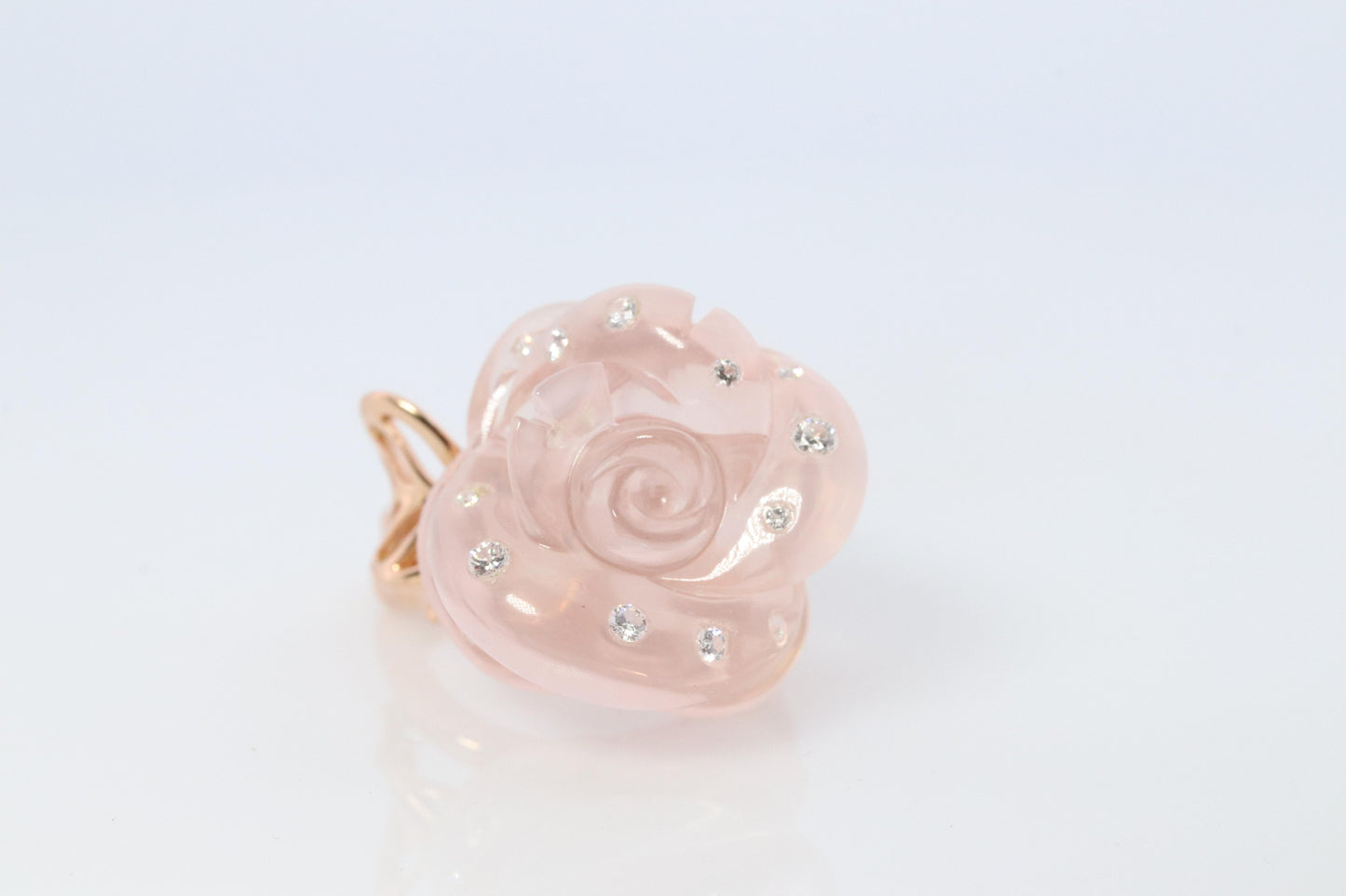 18k Dior Rose Diamond Ring. Genuine Dior Rose Pre Catelan Quartz Diamond ring.