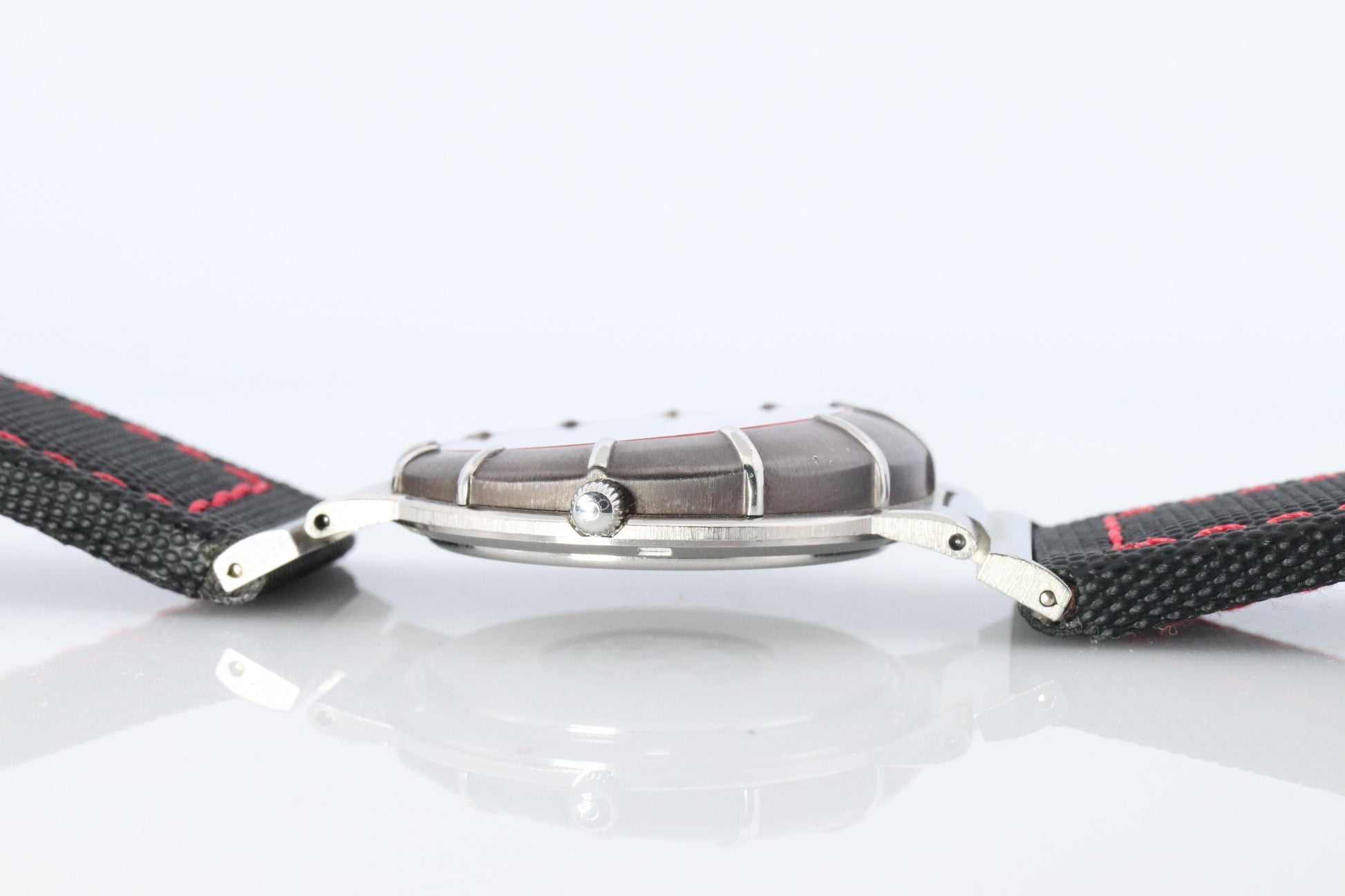 Omega Watch. Omega Seamaster Dynamic 1430 Spider Dial. Omega Mens Quartz