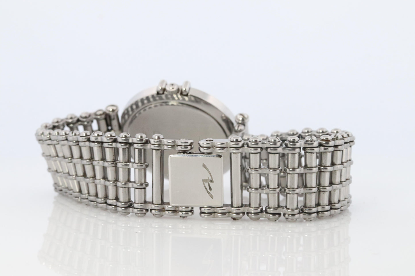 Omega Watch. Authentic Omega Constellation 1379 Date Quartz