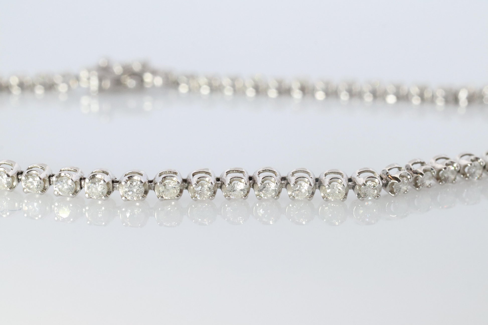 Platinum Diamond Tennis Bracelet. PT850 round diamond Tennis bracelet. 1CTW