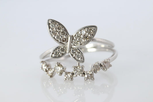Platinum Butterfly ring. Pt900 Fun Diamond Dainty cluster band.